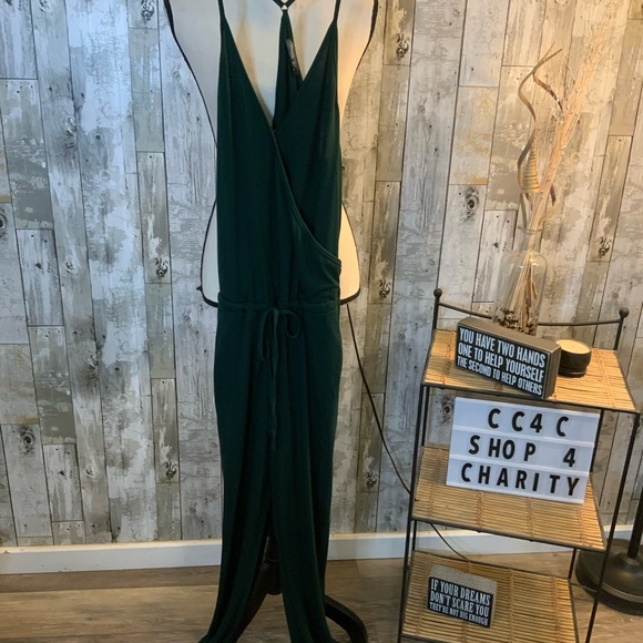 Elegant Green Women's Jumper. Size S - Picture 1 of 6